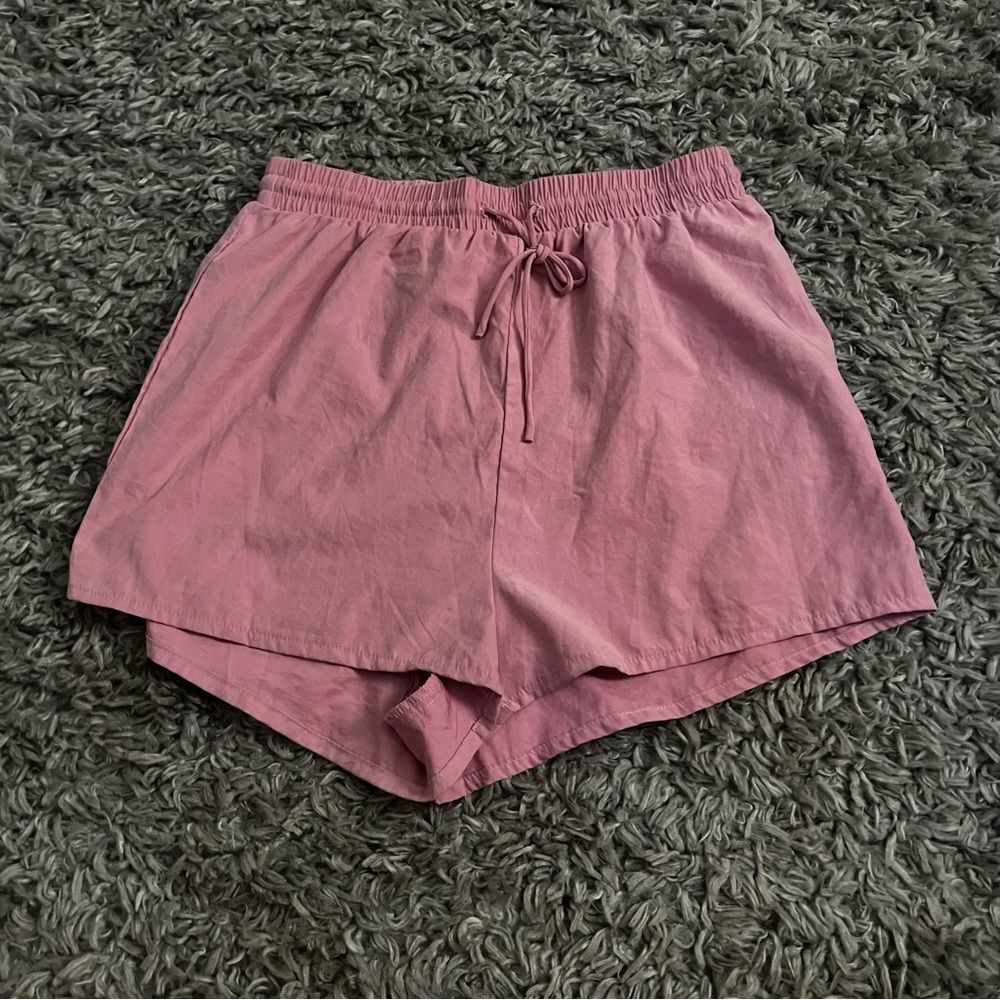Princess Polly pink Mateo shorts size 4